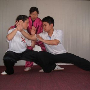 Chen Peiju and her students