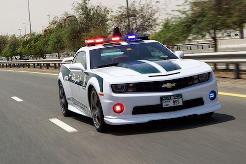 10.-Chevrolet-Camaro-SS-G%C3%87%C3%B4-Dubai-Police-UAE.jpg