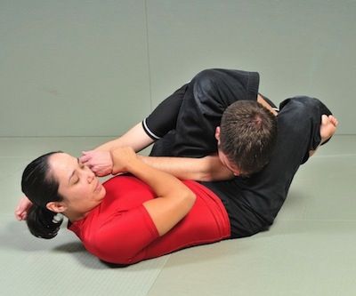 Applying-the-Triangle-in-Submission-Grappling.jpg